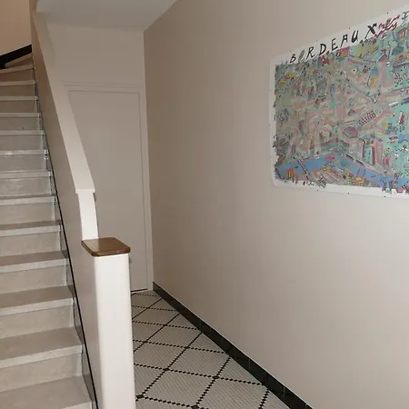 Studio Proche Gare St Jean Apartamento