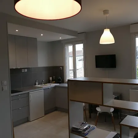 Studio Proche Gare St Jean *