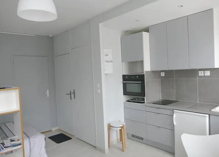 Studio Proche Gare St Jean