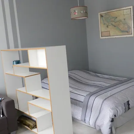 Studio Proche Gare St Jean